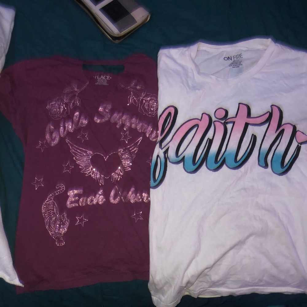 Selling both for only 10 size in both is small they are so cute🥰